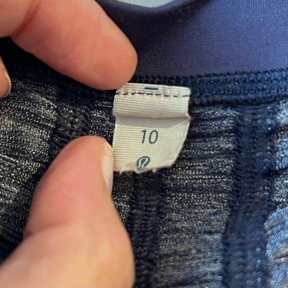 Lululemon sweat life run t-shirt, 10 - Picture 6 of 7